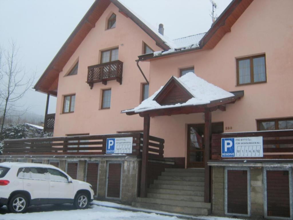 Apartman Klondajk 哈拉霍夫 外观 照片